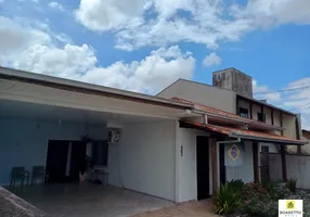 Foto 1 de Casa com 3 Quartos à venda, 217m² em Adhemar Garcia, Joinville