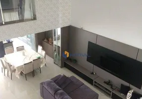 Foto 1 de Sobrado com 3 Quartos à venda, 180m² em Jardim Italia II, Maringá