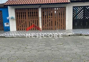 Foto 1 de Casa com 2 Quartos à venda, 70m² em Balneario Flórida Mirim, Mongaguá