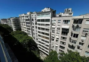 Foto 1 de Cobertura com 3 Quartos à venda, 226m² em Copacabana, Rio de Janeiro