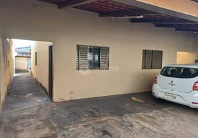 Foto 1 de Casa com 3 Quartos à venda, 140m² em Jardim Europa, Uberlândia