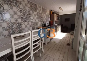 Foto 1 de Casa com 4 Quartos à venda, 171m² em Fragata, Pelotas