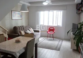 Foto 1 de Casa de Condomínio com 3 Quartos à venda, 143m² em Teresópolis, Porto Alegre