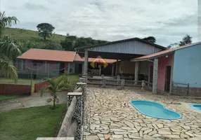 Foto 1 de Fazenda/Sítio com 3 Quartos à venda, 50m² em Jardim dos Passaros, Taubaté