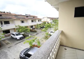 Foto 1 de Casa com 4 Quartos para venda ou aluguel, 330m² em Caxangá, Recife