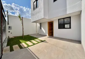 Foto 1 de Casa com 3 Quartos à venda, 90m² em Planalto, Belo Horizonte