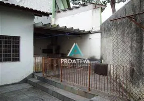 Foto 1 de Casa com 2 Quartos à venda, 150m² em JARDIM STETEL, Santo André