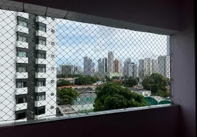 Foto 1 de Apartamento com 3 Quartos à venda, 71m² em Torre, Recife