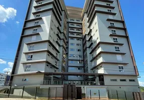 Foto 1 de Apartamento com 3 Quartos à venda, 228m² em Km 3, Santa Maria