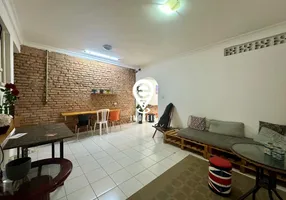 Foto 1 de Sobrado com 10 Quartos à venda, 90m² em Vila Clementino, São Paulo