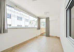 Foto 1 de Apartamento com 2 Quartos à venda, 82m² em Vila Ipojuca, São Paulo