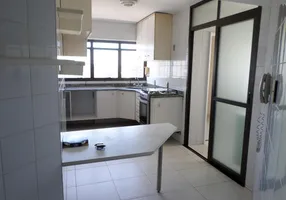 Foto 1 de Apartamento com 3 Quartos para alugar, 98m² em Alphaville, Barueri
