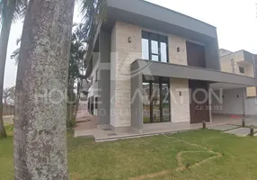 Foto 1 de Sobrado com 4 Quartos à venda, 382m² em Jardins Madri, Goiânia