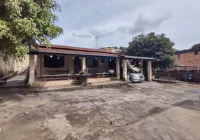 Foto 1 de Casa com 4 Quartos à venda, 200m² em Novo Riacho, Contagem