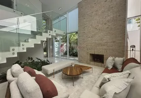 Foto 1 de Casa de Condomínio com 4 Quartos à venda, 295m² em Cidade Santos Dumont, Jundiaí