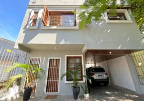 Foto 1 de Casa com 4 Quartos à venda, 180m² em Partenon, Porto Alegre