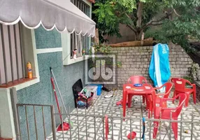 Foto 1 de Casa com 2 Quartos à venda, 67m² em Tauá, Rio de Janeiro