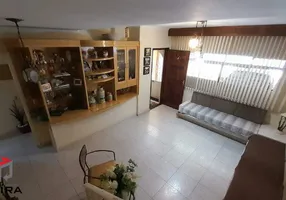 Foto 1 de Sobrado com 3 Quartos à venda, 198m² em Santa Terezinha, Santo André