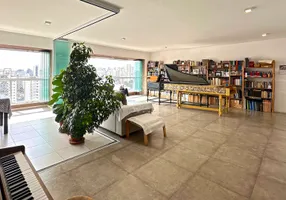 Foto 1 de Apartamento com 3 Quartos à venda, 161m² em Vila Romana, São Paulo
