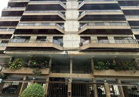 Foto 1 de Apartamento com 3 Quartos para venda ou aluguel, 144m² em Passagem, Cabo Frio