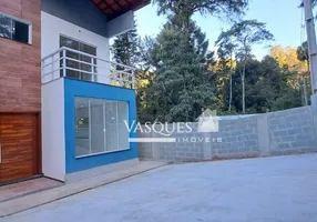 Foto 1 de Casa de Condomínio com 4 Quartos à venda, 106m² em Granja Guarani, Teresópolis