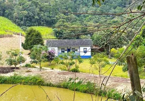 Foto 1 de Fazenda/Sítio com 3 Quartos à venda, 400m² em Zona Rural, Domingos Martins