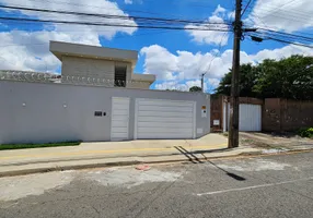 Foto 1 de Casa com 4 Quartos à venda, 378m² em Parque Anhangüera, Goiânia