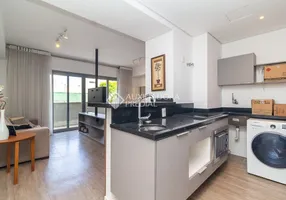 Foto 1 de Apartamento com 1 Quarto para alugar, 49m² em São João, Porto Alegre