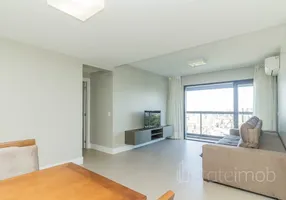 Foto 1 de Apartamento com 3 Quartos para venda ou aluguel, 99m² em Petrópolis, Porto Alegre