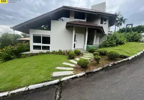 Foto 1 de Casa de Condomínio com 4 Quartos à venda, 422m² em Glória, Joinville