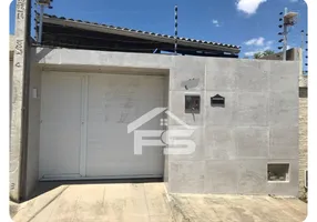 Foto 1 de Casa com 3 Quartos à venda, 82m² em Jangurussu, Fortaleza