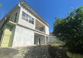 Foto 1 de Casa com 9 Quartos à venda, 404m² em Jardim Guanabara, Rio de Janeiro