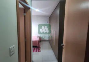 Foto 1 de Apartamento com 3 Quartos à venda, 80m² em Tubalina, Uberlândia