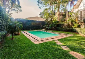 Foto 1 de Casa com 4 Quartos para venda ou aluguel, 460m² em Jardim Guedala, São Paulo