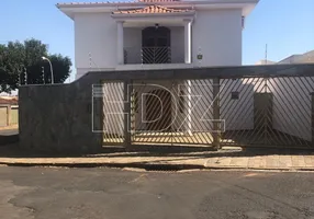 Foto 1 de Casa com 4 Quartos para venda ou aluguel, 285m² em Vila José Bonifácio, Araraquara