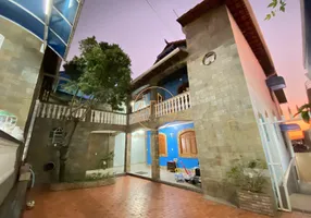 Foto 1 de Casa com 5 Quartos à venda, 360m² em Linda Vista, Contagem