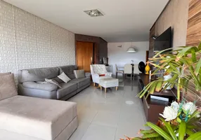 Foto 1 de Apartamento com 3 Quartos à venda, 127m² em Jatiúca, Maceió