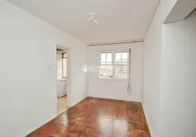 Foto 1 de Apartamento com 1 Quarto para alugar, 53m² em Azenha, Porto Alegre