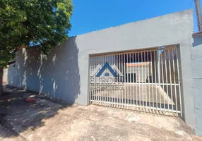 Foto 1 de Casa com 2 Quartos à venda, 70m² em Conjunto Residencial Marajoara, Londrina