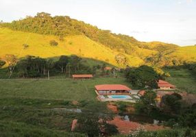 Foto 1 de Chácara com 3 Quartos à venda, 130m² em Jardim Paraiba, Volta Redonda