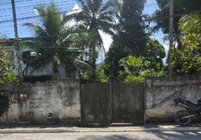 Foto 1 de Casa com 3 Quartos à venda, 284m² em Centro, Tanguá