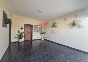 Foto 1 de Casa com 3 Quartos à venda, 191m² em Parque São Geraldo, Bauru