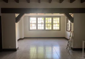 Foto 1 de Imóvel Comercial com 4 Quartos para alugar, 256m² em Centro, Petrópolis