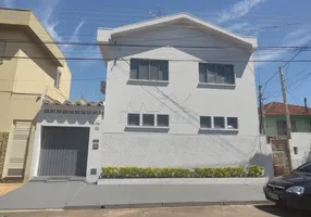 Foto 1 de Sobrado com 3 Quartos à venda, 120m² em Vila Souto, Bauru