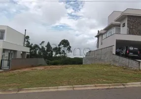 Foto 1 de Lote/Terreno à venda, 525m² em , Louveira