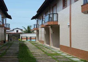 Foto 1 de Sobrado com 2 Quartos à venda, 70m² em Vila Atlântica, Mongaguá