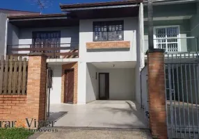 Foto 1 de Sobrado com 3 Quartos à venda, 150m² em Pineville, Pinhais