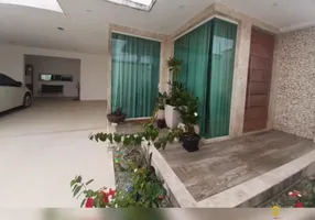 Foto 1 de Casa com 3 Quartos à venda, 250m² em Parque Ipe, Feira de Santana