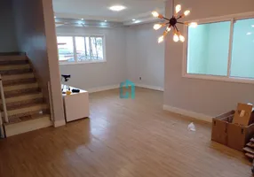 Foto 1 de Casa com 3 Quartos para alugar, 150m² em Jardim Prudência, São Paulo