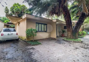 Foto 1 de Casa com 4 Quartos para venda ou aluguel, 200m² em Alto de Pinheiros, São Paulo